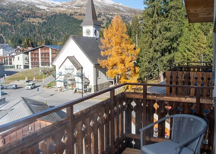 Apartment 4 For 8 People Bergcafe Aurora Lenzerheide/Lai