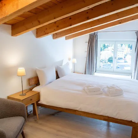 4 For 8 People Bergcafe Aurora